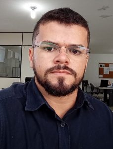Professor de Enfermagem Marcos Cavalcante.